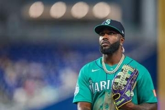 【ＭＬＢ】「腕組み男」にボラス氏の影　今オフのアロザレーナ争奪戦にドジャース浮上＝米報道