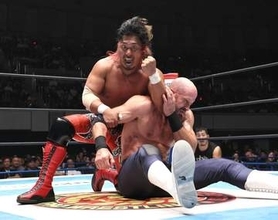 【新日本】鷹木信悟がＡＥＷのカスタニョーリ撃破でジョン・モクスリーに出頭命令「〝ハゲライダーズ〟のボス、いい加減出てこいよ」
