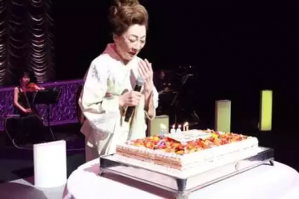傘寿の大月みやこ 新歌舞伎座でバースデーコンサート「もうおめでたい年齢でもないですが…うれしい」