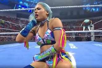 【ＷＷＥ】ジュリア　サマースラム出場をかけた一戦でまさかの惨敗も…「絶対に諦めたりしない」