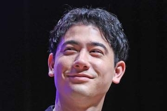国山ハセン氏　２ゴールのメッシとの写真を披露「神様なんだろうな」