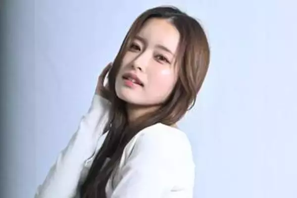 〝石原さとみ似〟でバズった新山桃子が女優挑戦へ「クセ強の役とかやってみたい」