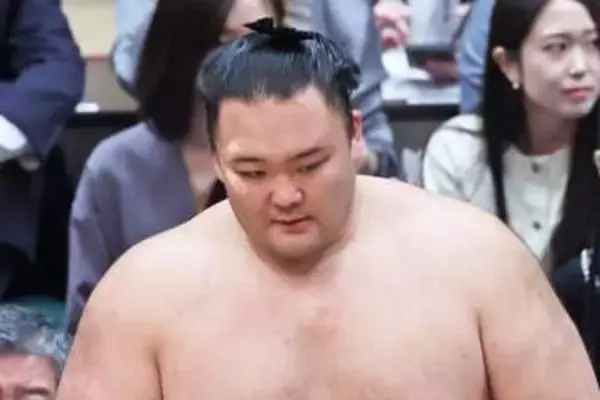 【大相撲】朝乃山２敗キープ　師匠・高砂親方も高評価「体が動いている」