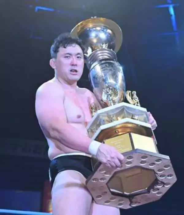 【全日本・ＣＣ】鈴木秀樹が決勝で潮崎豪を下し初制覇「この世界最高のリーグ戦で優勝しました」