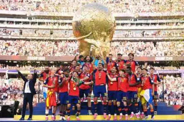 トランプ米大統領が北中米Ｗ杯の「逆ＭＶＰ」　歓喜の表彰台から〝消された〟