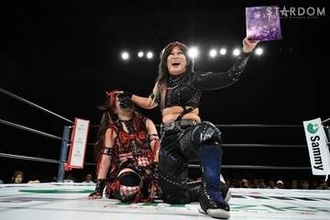【スターダム】小波がＢブロック首位通過　伊藤麻希を下し〝顔拓〟収集