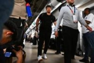 【ＭＬＢ】鈴木誠也 開幕戦どうなる？　カウンセル監督は右ヒザの状態心配も「外野は最も層が厚い」と代役に自信