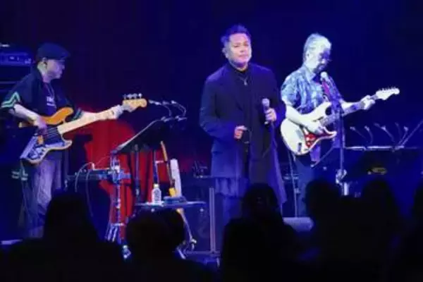 中西圭三　３５周年ライブで会場を笑顔に！「自分の力で少しでも街に明かりが灯せたら」