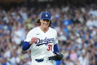 【ドジャース】グラスノーが古巣レイズのＷＳ進出決定を見守る＝ＭＬＢ公式