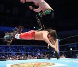 「【新日本】辻陽太「悪夢」の連続　急所攻撃で悶絶、IWGP失冠…直後にゲイブ・キッドから襲撃被害」の画像1