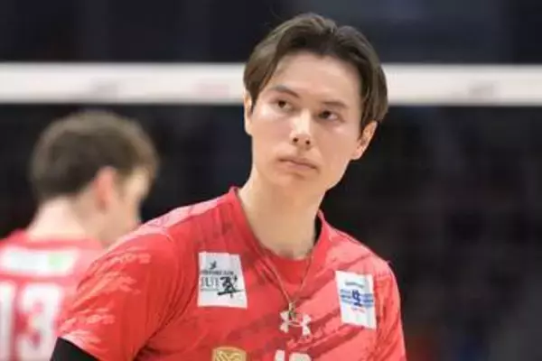 【バレーボール】高橋藍が涙のサントリー退団　兄・塁が送った「変わらぬ応援」