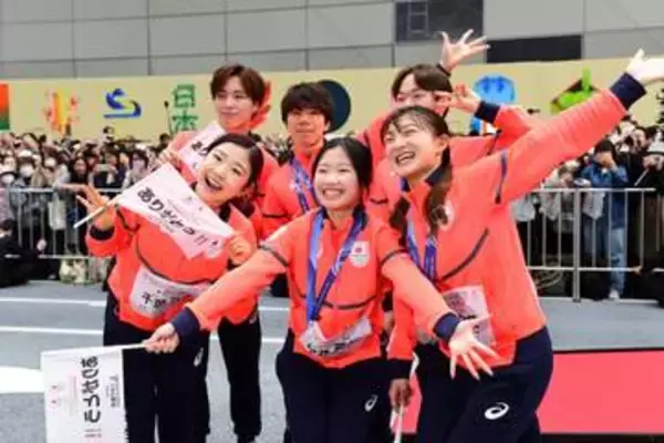 【フィギュア】坂本花織　５万人参加のパレードで芽生えた気持ち「いろんな選手に見てもらいたい」