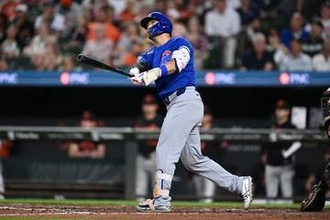 【ＭＬＢ】カブス鈴木誠也が１４号３ランで快勝も女性ファンがグラウンド侵入…球審イライラ
