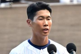 【高校野球】甲子園 開幕　八王子実践・矢沢主将が選手宣誓「いい顔をして野球をしよう」