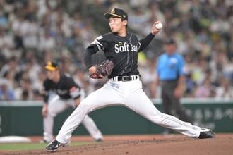 【ソフトバンク】前田悠伍　大阪桐蔭の〝22学年先輩〟中村剛也から称賛「堂々としている」