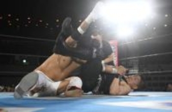 【新日本・ＢＯＳＪ】ＳＨＯがＫＵＳＨＩＤＡの口に靴下を突っ込んで３連勝　首位タイ快走で〝人類最強〟へ視界良好
