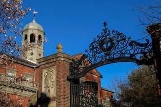 米司法省がハーバード大の奨学金制度を調査　中国人など外国の学生を米国人学生より優遇の疑い