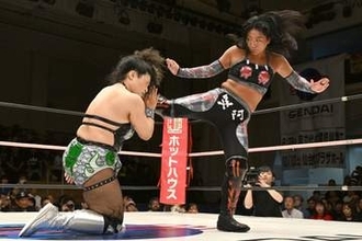 【センダイガールズ】岩田美香がＺＯＮＥＳから貫禄のギブアップ勝ち　試合後は高瀬からマイクもらえず