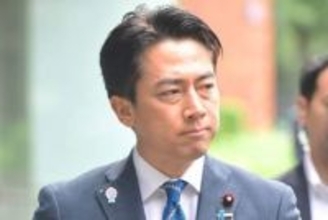青山和弘氏　小泉進次郎氏にツッコミ「じゃあ、なんでツーショットを上げたの？」