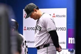 【巨人】橋上監督代行　DeNAに３連敗…首位奪取またまた足踏み「ちょっと守備で足を引っ張った」