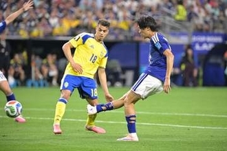 【日本代表】中村敬斗が〝ソックス問題〟直面　「いきなりやれと言われて戸惑った」