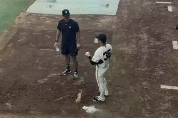 【巨人】ドラ３・山城京平が〝師匠〟内海コーチからマンツーマン指導「ありがたいしかない」