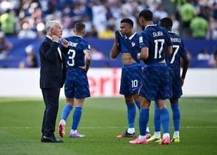 【北中米Ｗ杯】パラグアイが仏デシャン監督の亡くなった母親を侮辱か「スタッフの発言ひどかった」