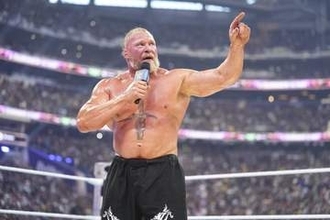 【ＷＷＥ】ブロック・レスナーが正式に引退を表明　オバ・フェミに敗れ「ここ２日間はベッドの上」