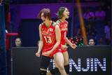 「【バレーボール】日本は銅メダル　最短でのロス五輪切符は逃すも２７年Ｗ杯の出場権を獲得」の画像1