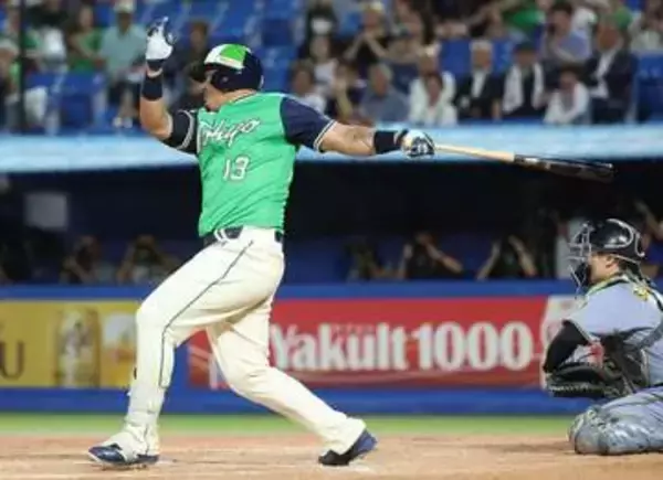 【ヤクルト】オスナ　一軍復帰戦で４打数２安打「チームが勝てるようにベストを尽くすだけ」