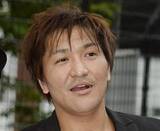 「スリムクラブ真栄田　新幹線でのトラブルつづる「後ろの席の人がガン！ってこのテーブルを戻して」」の画像1