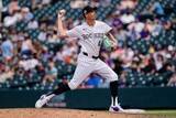 「【ＭＬＢ】菅野智之とグリフィンの「巨人同窓会」試合にハチが乱入＝公式サイト報道」の画像1