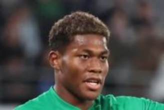 ＧＫ鈴木彩艶が先発復帰も　トンネルなど痛恨ミスに「４失点はヤバいな」「サブに戻されるかも」