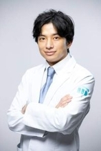 【医師のお部屋】大人も悩むニキビ前編　皮膚科専門医・野田真史先生に聞く