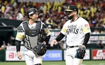 【ソフトバンク】〝ウィンウィン・トレード〟へ山本祐大が集める信頼　オスナ「甲斐を思い出した」