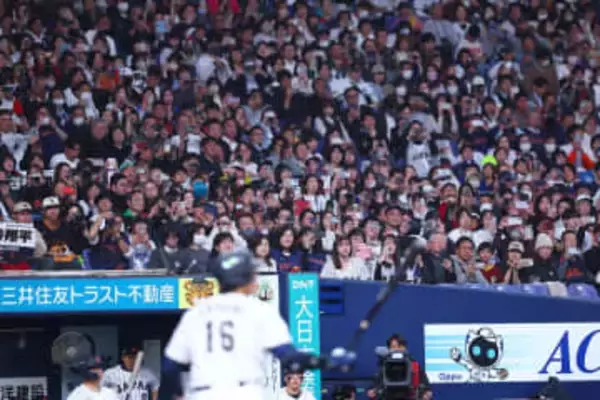 【侍ジャパン】大谷翔平は３打数無安打　打席に立つたびファンは〝撮影タイム〟