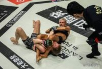 【ＲＩＺＩＮ】浜崎撃破のクジュティナが王座挑戦アピール「私はチャンピオンになりたい」
