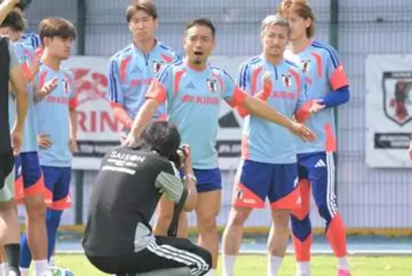 【日本代表】メキシコ事前合宿が想定外の〝流浪練習〟長友佑都は「慣れている」とサポート宣言