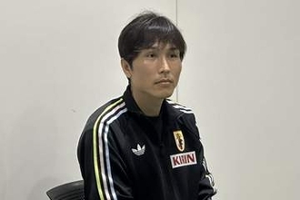 【日本代表】前田遼一コーチが明かす〝俊輔効果〟「自分にない視点の話も聞かせてもらっている」