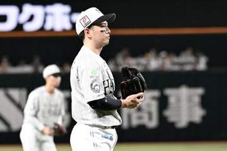 【ソフトバンク】小久保監督〝隙だらけ〟の栗原陵矢にクギ「ファンやチームメイトは見ている」