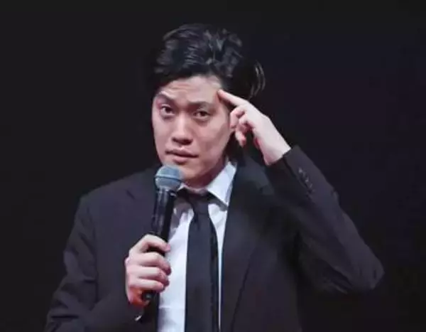 粗品　入学式にサプライズ登場でどよめき　新入生２３００人にエール「信じてください、大丈夫です」