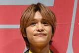 「WEST.中間淳太　高市首相の〝中傷動画〟疑惑を擁護「週刊誌ってメチャクチャなこと書くんでね」」の画像1