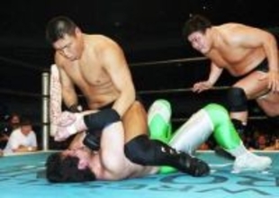 三沢光晴 vs 小川直也　2001年一度きりの刺激的対決　パートナー力皇猛が奮闘も…対抗戦が終焉した背景