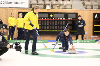 【フィギュア】織田信成がカーリングを体験「針の穴に糸を通すような作業が超人の業」