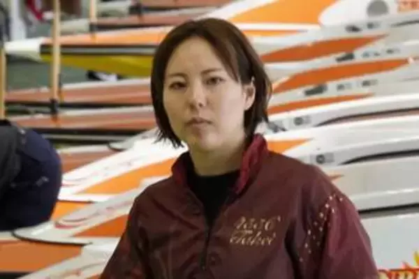 【芦屋ボート】竹井奈美　５コースから展開捉え３着で予選突破「久しぶりの芦屋なので優勝戦に乗りたいですね」