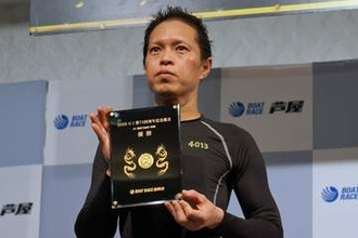 【芦屋ボート・ＧⅠ全日本王座決定戦】中島孝平が気迫Ｓから逃げ切りＶ「峰竜太選手がすごかったので…」