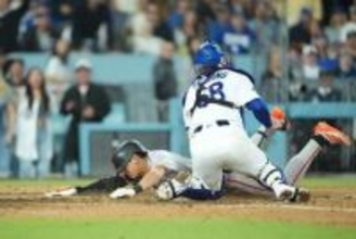 【ＭＬＢ】イ・ジョンフのランニング２ランに韓国メディア大はしゃぎ「風のように走った」