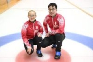 【カーリング】世界複選手権　１次Ａ組の日本は６勝目でＰＯ進出に前進「同率２位につけている」