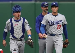 【ドジャース】大谷翔平〝不穏報道〟ラッシングとの本当の仲　ベッツとマンシーが明かす