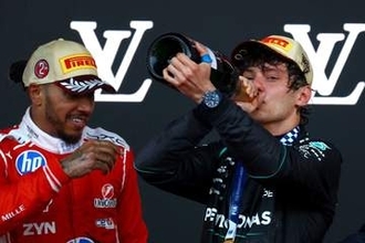 【Ｆ１】ハミルトン表彰台の裏で…キム・カーダシアン〝タオル騒動〟が波紋「億万長者の振る舞いだ」